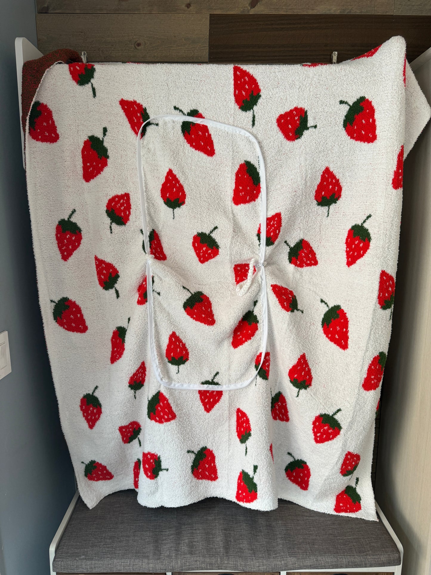 Strawberry Blanket Pillow (50x70)