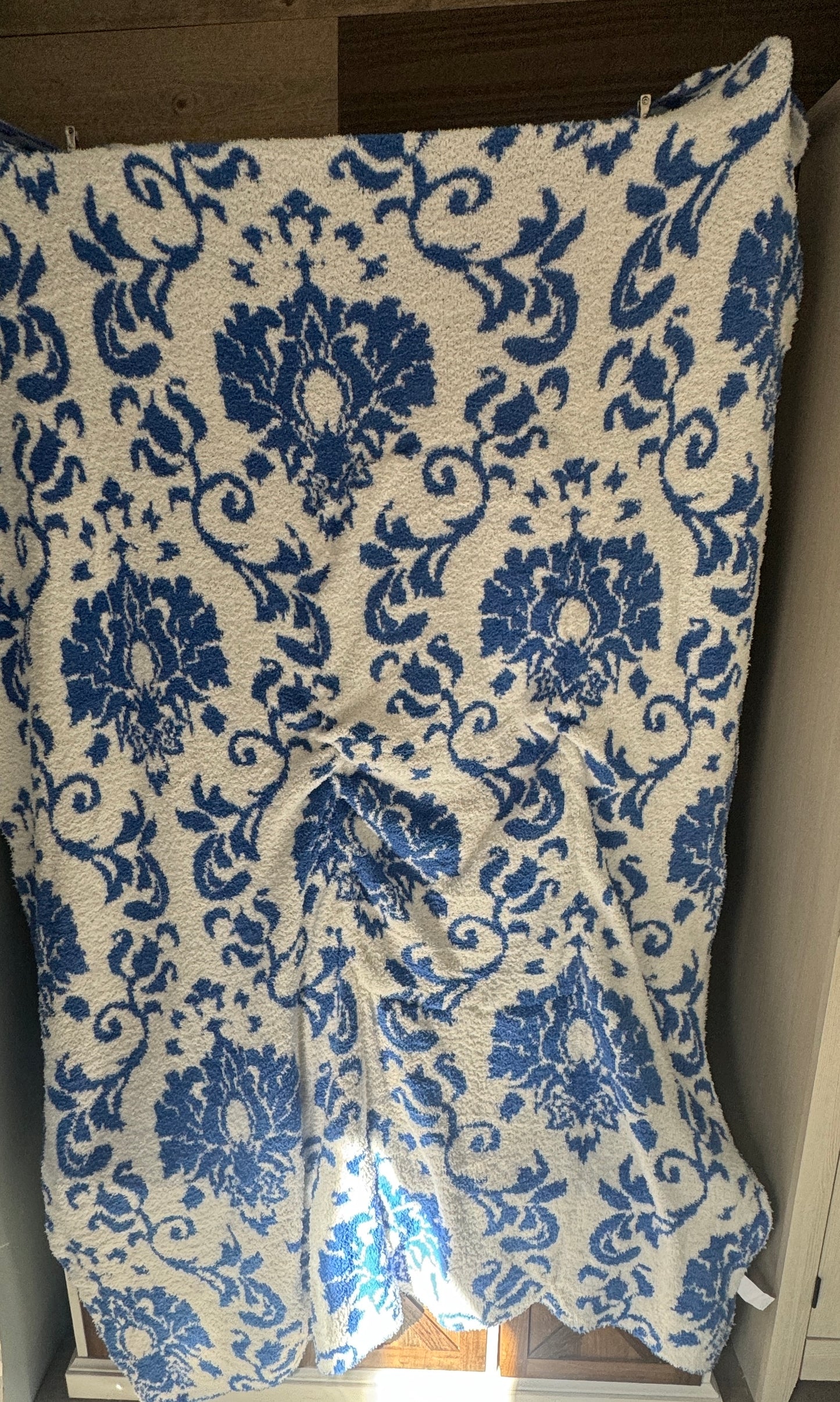 Blue Damask Blanket Pillow (50x70)