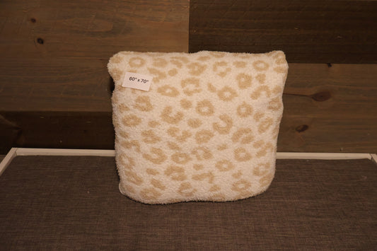 White and Tan Cheetah Blanket Pillow (60x80)